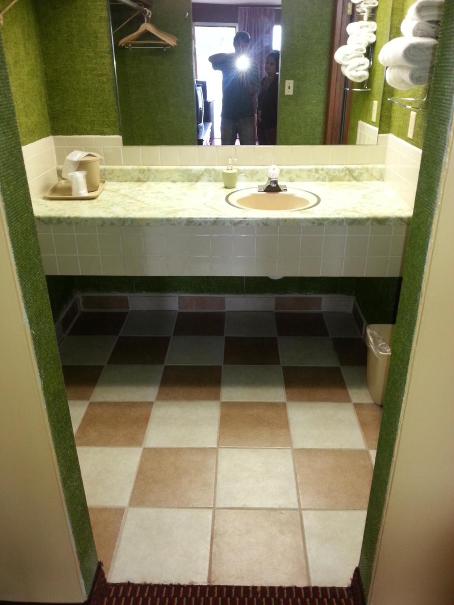 Gray Plaza Motel West Frankfort Екстериор снимка